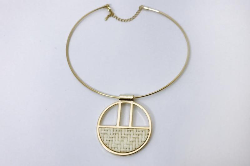 [Ozel] Stylish Necklace