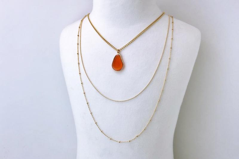 [Ozel] Delicate Fit Epoxy Necklace