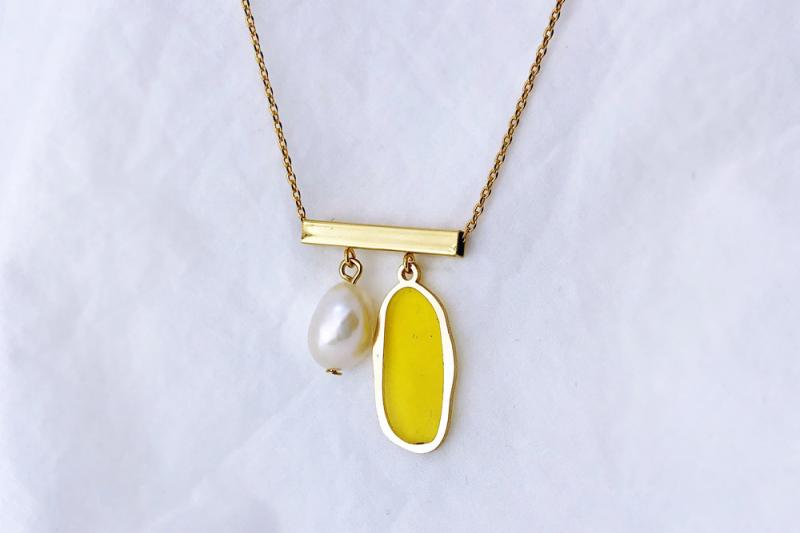 [Ozel] Feminine Pearl Epoxy Necklace