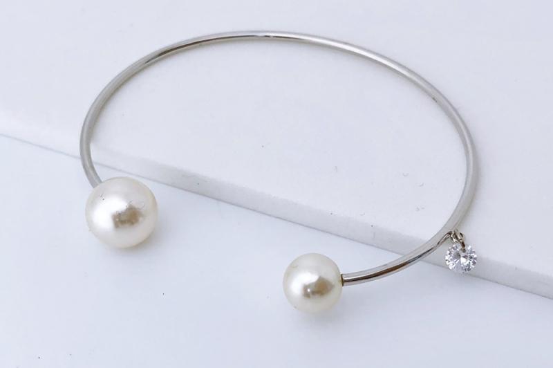 [Ozel] Layered glossy brass pearl cubic zirconia bracelet