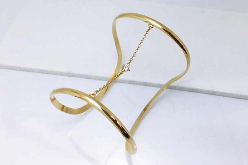 ] Chic Point Bracelet