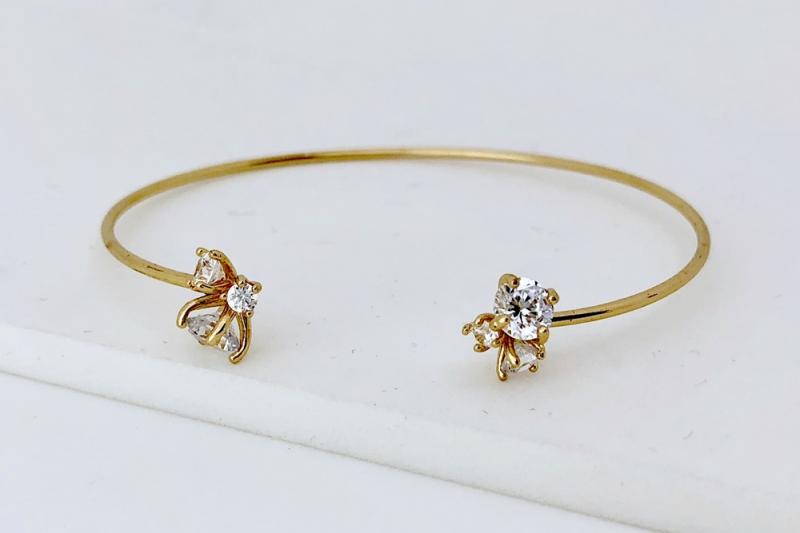 [Ozel] Elegant bracelet