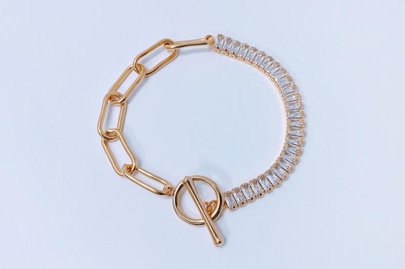 [Ozel] Girlfriend Gift Glossy Brass Cubic Bracelet