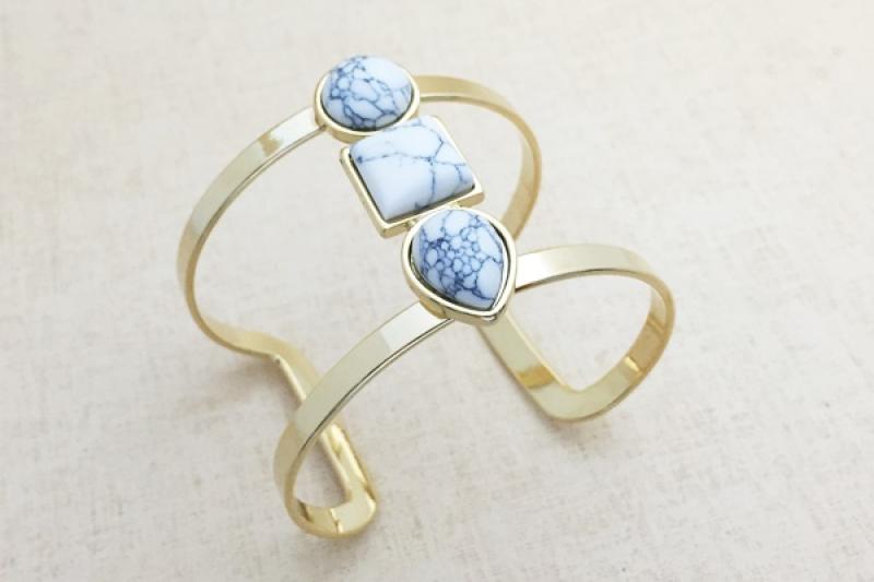 [Ozel] Wedding Guest Look Howlite Gemstone Brass Bracelet