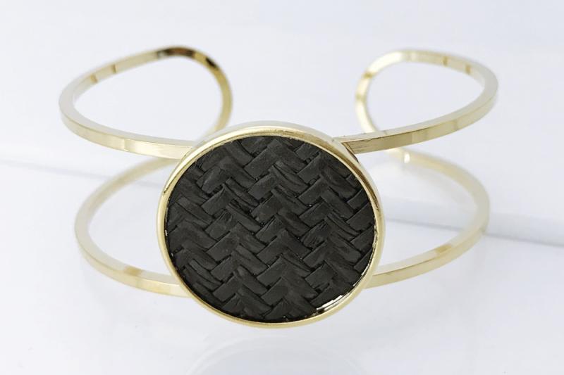[Ozel] Luxurious Glossy Brass Bracelet