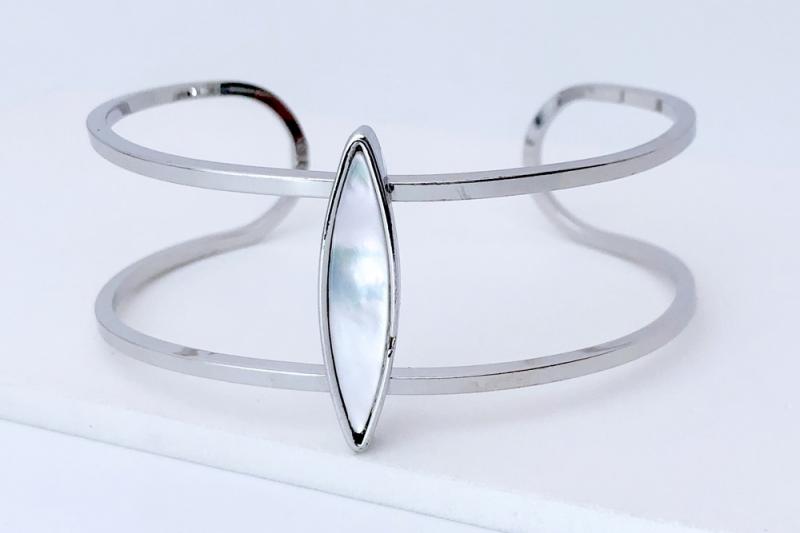 [Ozel] Daily Point Glossy Brass Zinc Alloy Natural Mother-of-Pearl Bracelet