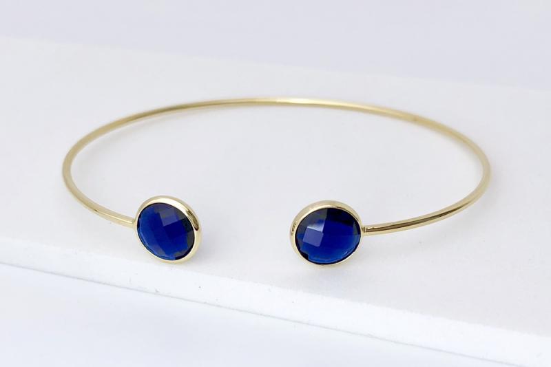 [오젤] 캐주얼 무드 유광 신주 글라스 팔찌