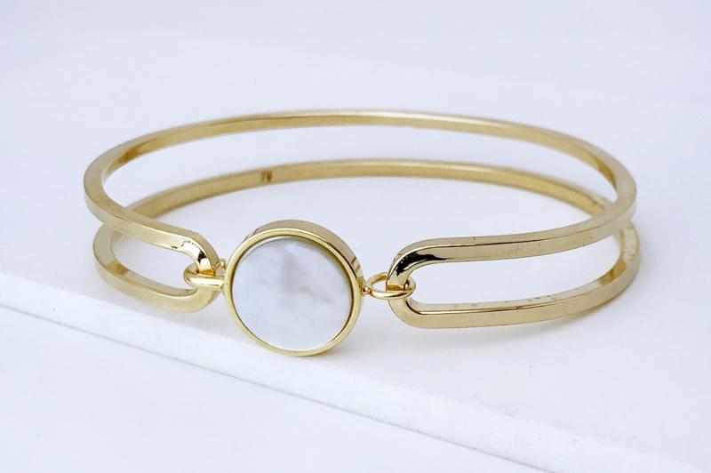 [Ozel] Wedding Guest Look Glossy Wire Brass Natural Mother-of-Pearl Bracelet