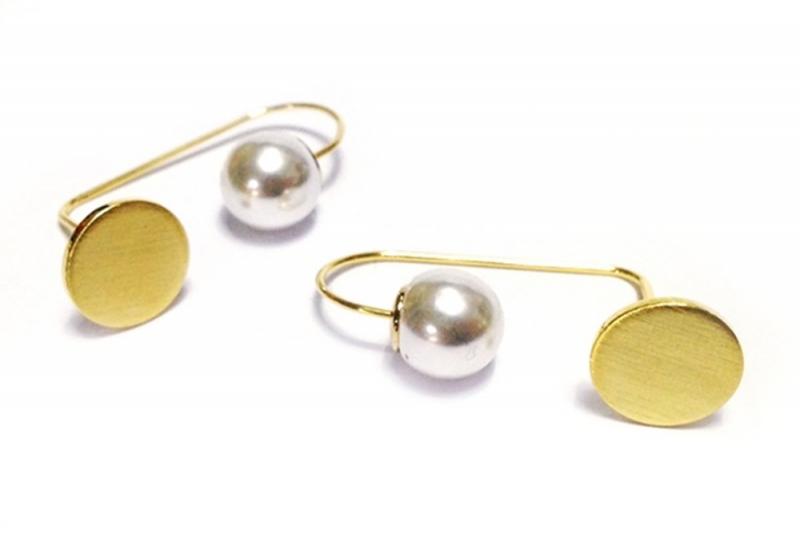 Unique Mood Glossy Brass Pearl