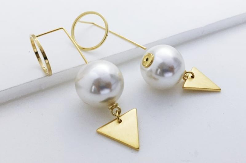 Trendy Glossy Brass Pearl Earrings [Ozel