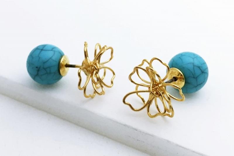 [Ozel] Chic Point Glossy Turquoise Gemstone Brass Earrings