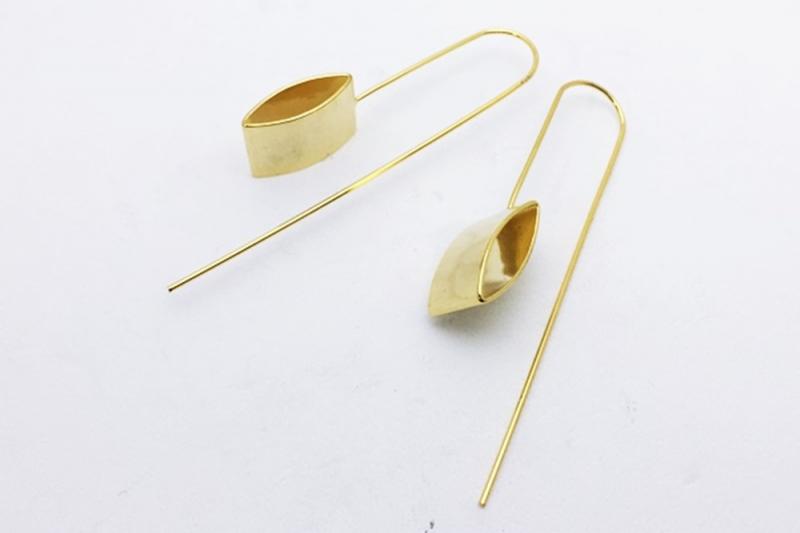 [Ozel] Sophisticated Glossy Brass Earrings