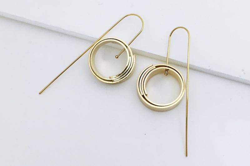 [Ozel] Daily Point Glossy Brass Earrings