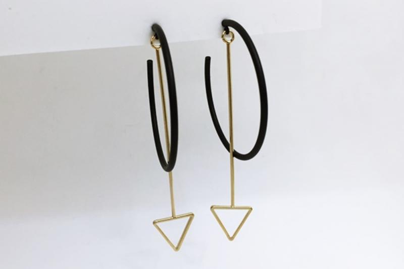 [Ozel] Casual Mood Glossy Brass Earrings
