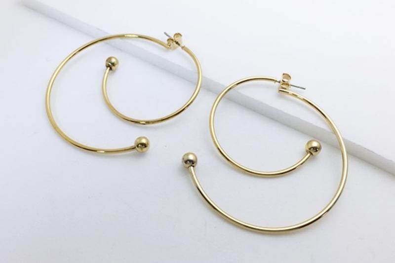 ] Simple Minimal Glossy Brass Earrings [Ozel] Vintage Vibe Glossy Brass Earrings