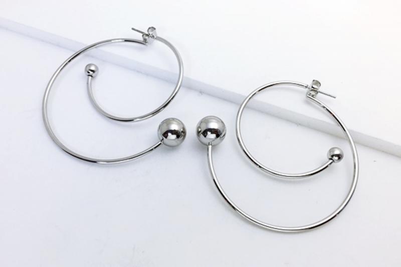 [Ozel] Luxurious Glossy Brass Earrings