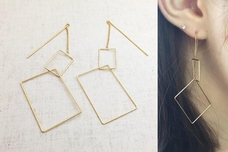 Daily Point Glossy Chain Brass Earrings [Ozel]