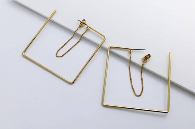 [Ozel] Chic Point Glossy Chain Brass Earrings