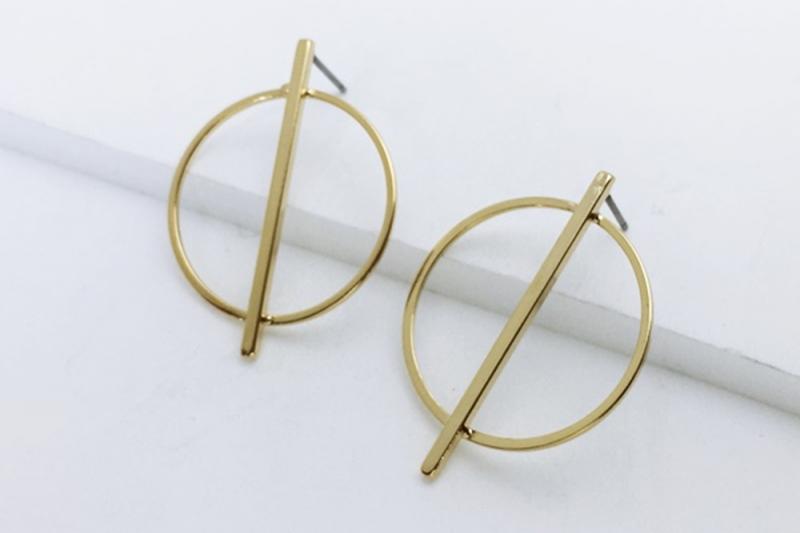 [Ozel] Stylish Glossy Brass Earrings