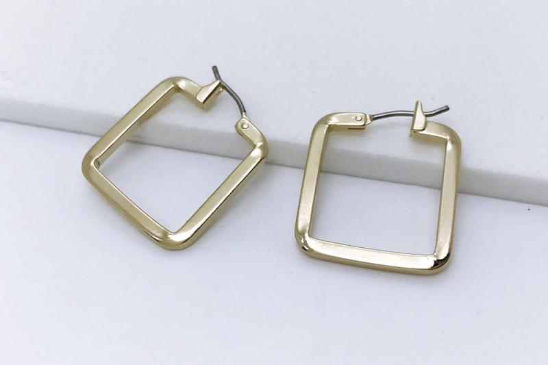 [Ozel] Subtle Charm Glossy Brass Earrings
