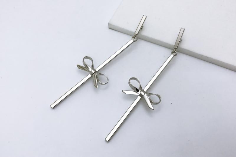 [오젤] 빈티지 감성 유광 신주 귀걸이