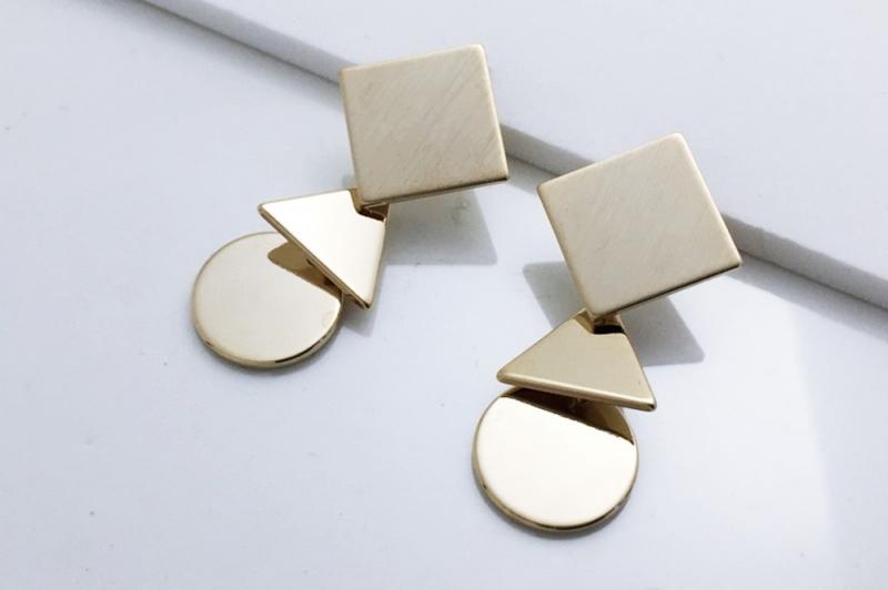 [Ozel] Sophisticated Matte & Glossy Brass Earrings