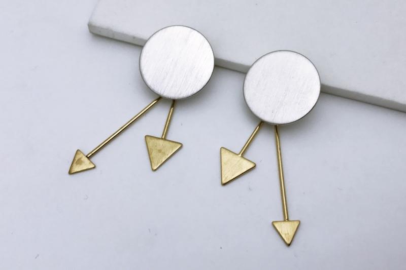 [Ozel] Subtle Charm Matte Brass Earrings
