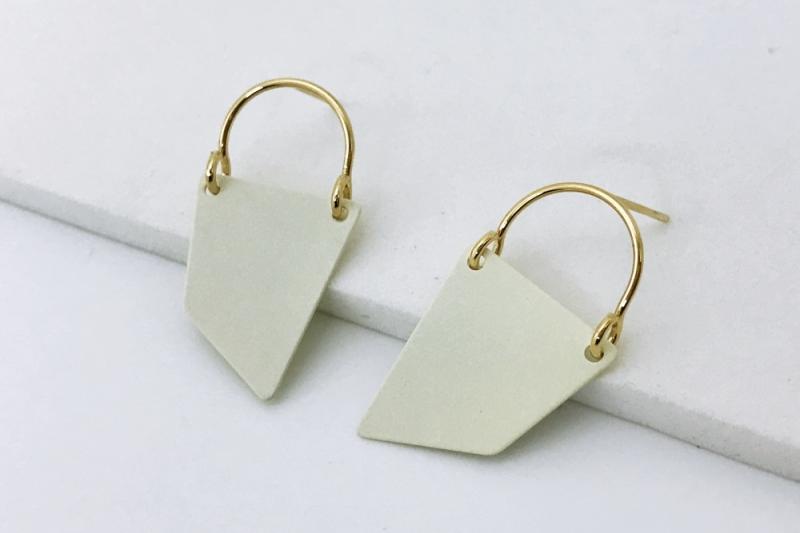 [Ozel] Simple Minimal Glossy Brass Earrings