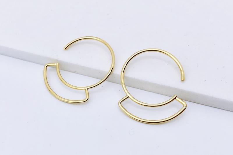 [Ozel] Vintage-inspired Glossy Brass Earrings