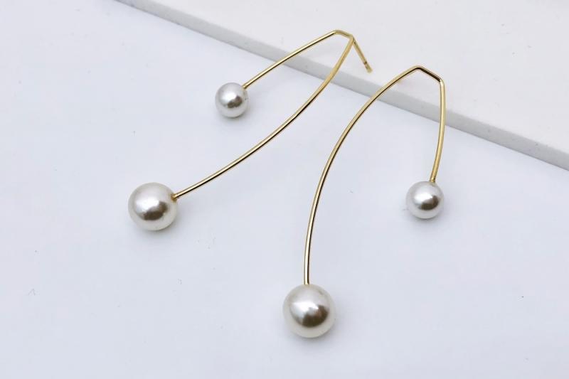 [Ozel] Casual Glossy Brass Pearl Earrings