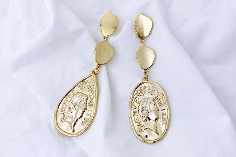 [Ozel] Romantic Mood Vintage Plated Coin Zinc Alloy Earrings