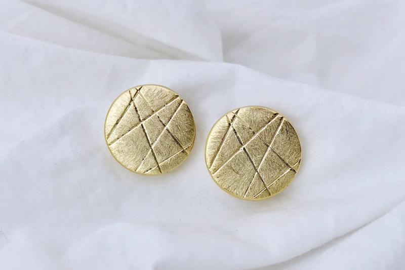 [Ozel] Unique Mood Asymmetrical Curve Brass Earrings