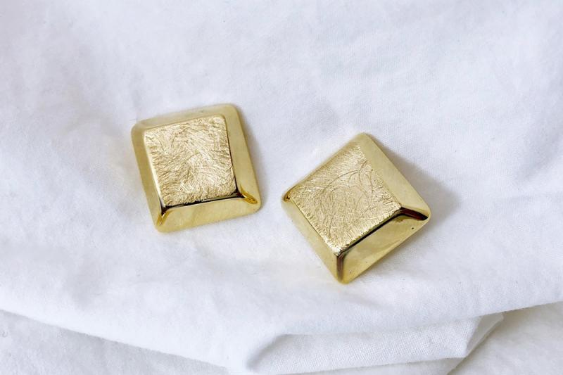 [Ozel] Modern Classic Asymmetrical Curve Brass Earrings
