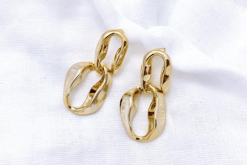 [Ozel] Chic Point Glossy Brass Earrings