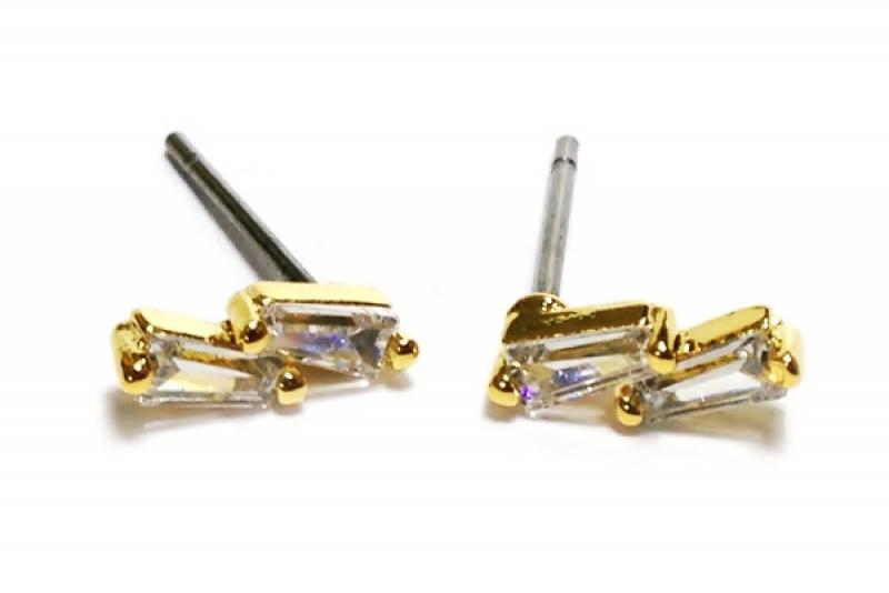 [Ozel] Subtle Charm Glossy Brass Cubic Earrings