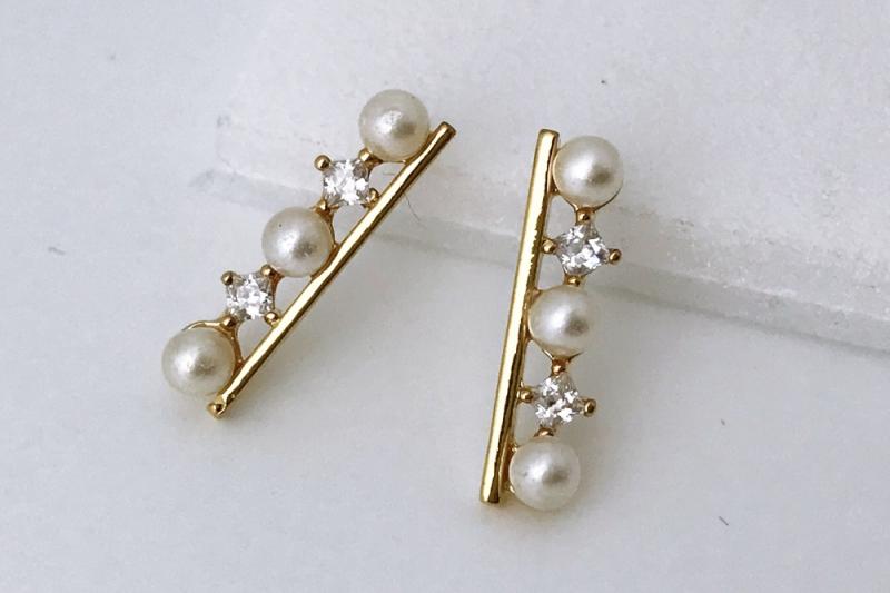 [Ozel] Shiny BRASS Pearl/Cubic Zirconia Earring