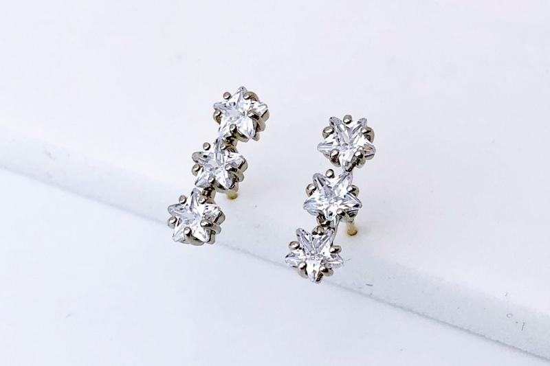 [Ozel] Casual Mood Glossy Brass Cubic Earrings