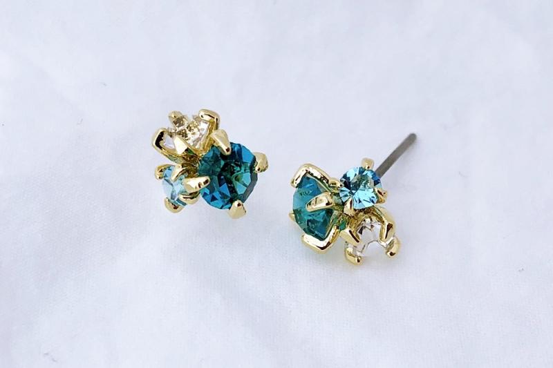 [Ozel] Simple Minimal Glossy Brass Cubic Earrings