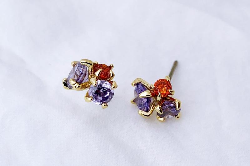 [Ozel] Luxurious Glossy Brass Cubic Earrings