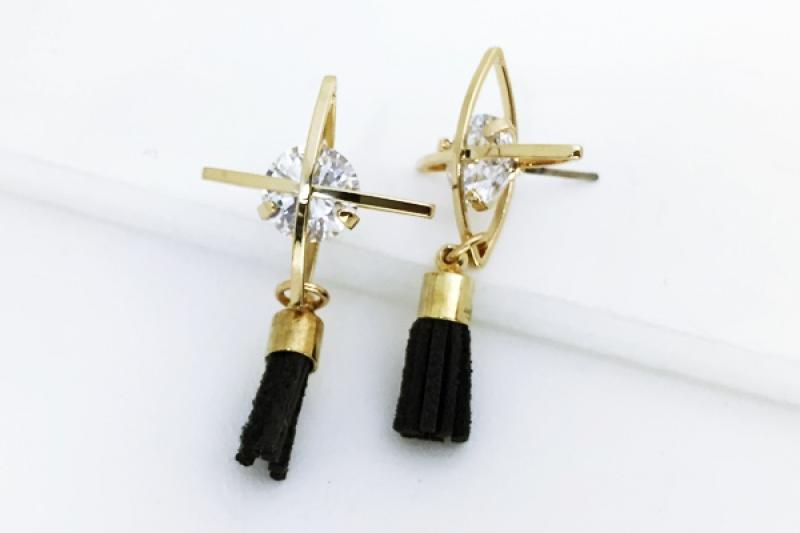 [Ozel] Modern Classic Glossy Brass Cubic Earrings