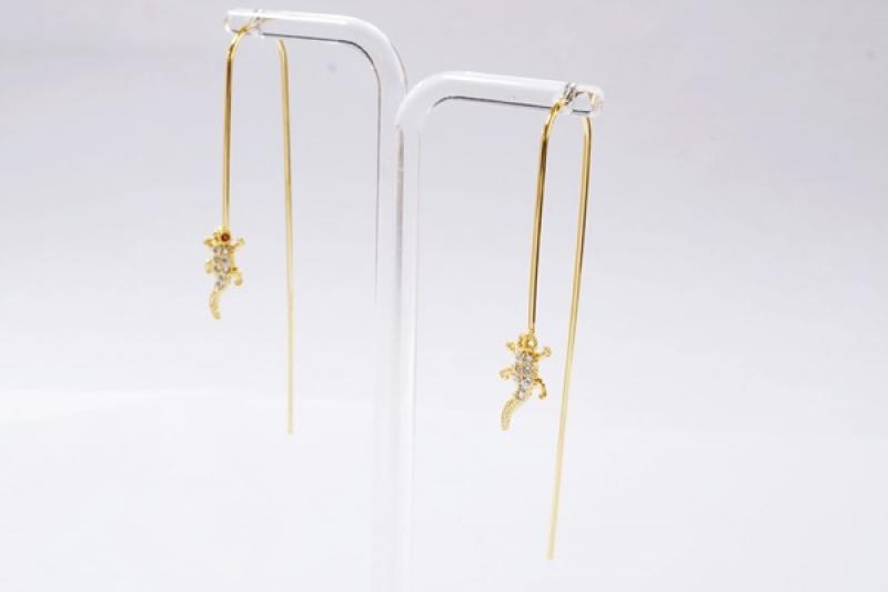 [Ozel] Sophisticated Glossy Brass Cubic Earrings