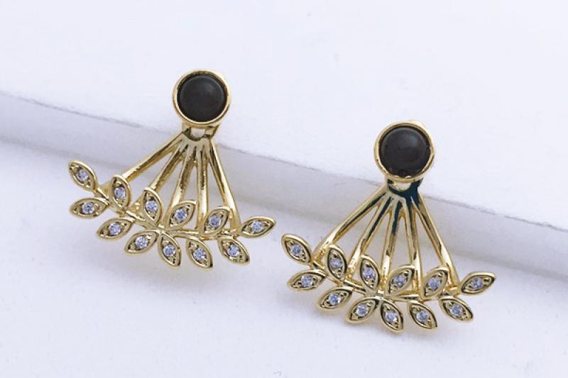 [Ozel] Point Look Glossy Howlite Gemstone Brass Cubic Earrings