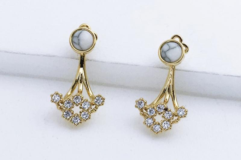 [Ozel] Vintage Vibe Glossy Brass Cubic Earrings