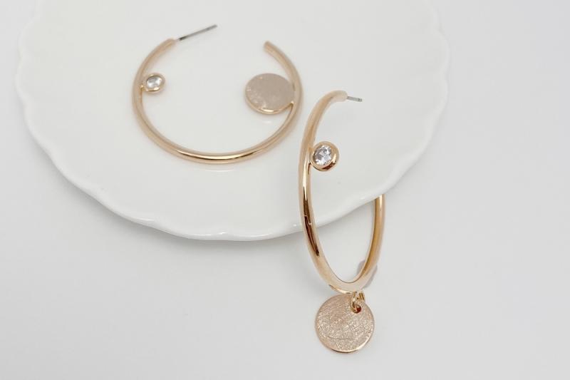 [Ozel] Shiny Curved BRASS Cubic Zirconia Earring