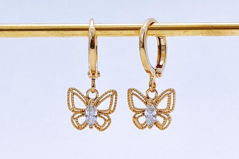 [Ozel] Vintage Vibe Glossy Brass Cubic Earrings [