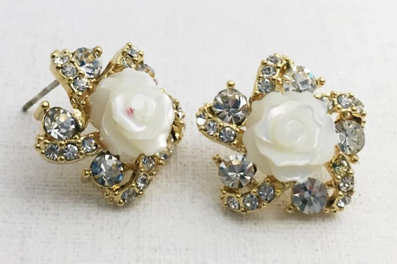 [Ozel] Luxurious Earrings