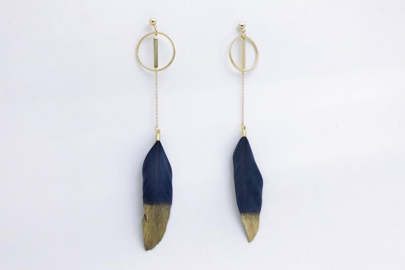 Ozel] Elegant Earrings