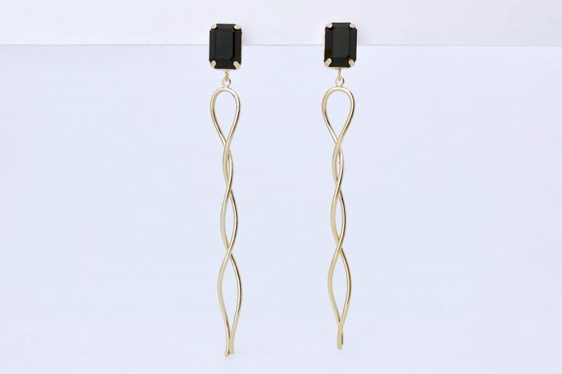 Daily Point Crystal Earrings [Ozel] Point Look Crystal Earrings [Ozel] Girlfriend Gift Natural Mother-