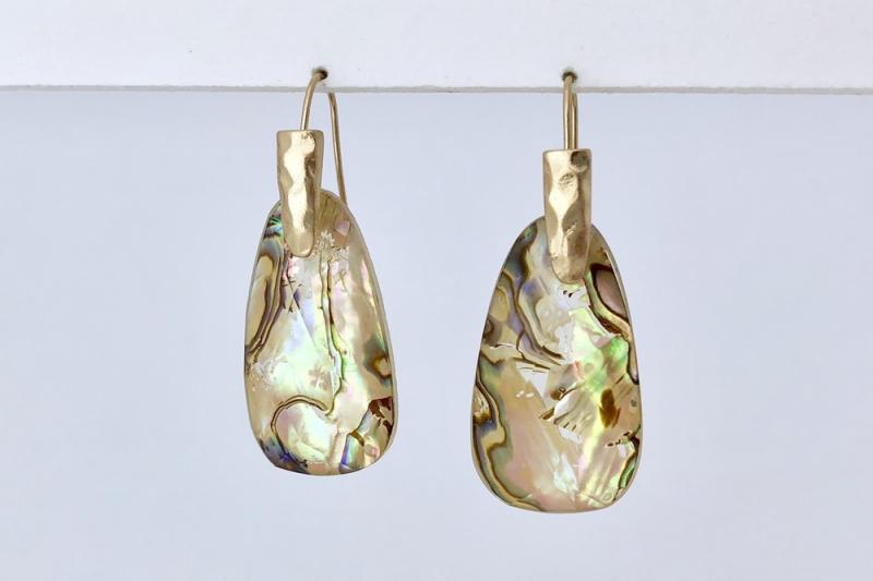 [Ozel] Daily Point Natural Abalone Shell Earrings