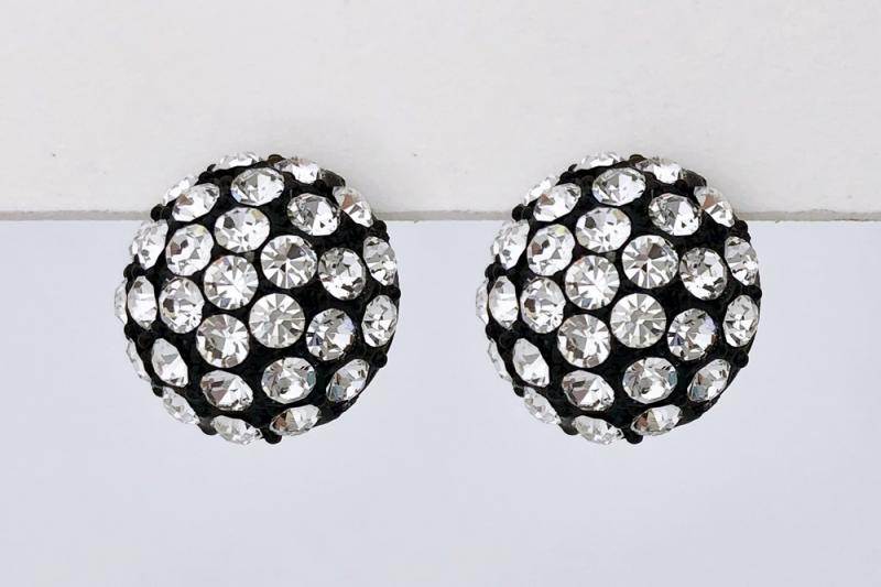 [Ozel] Earrings of Subtle Charm
